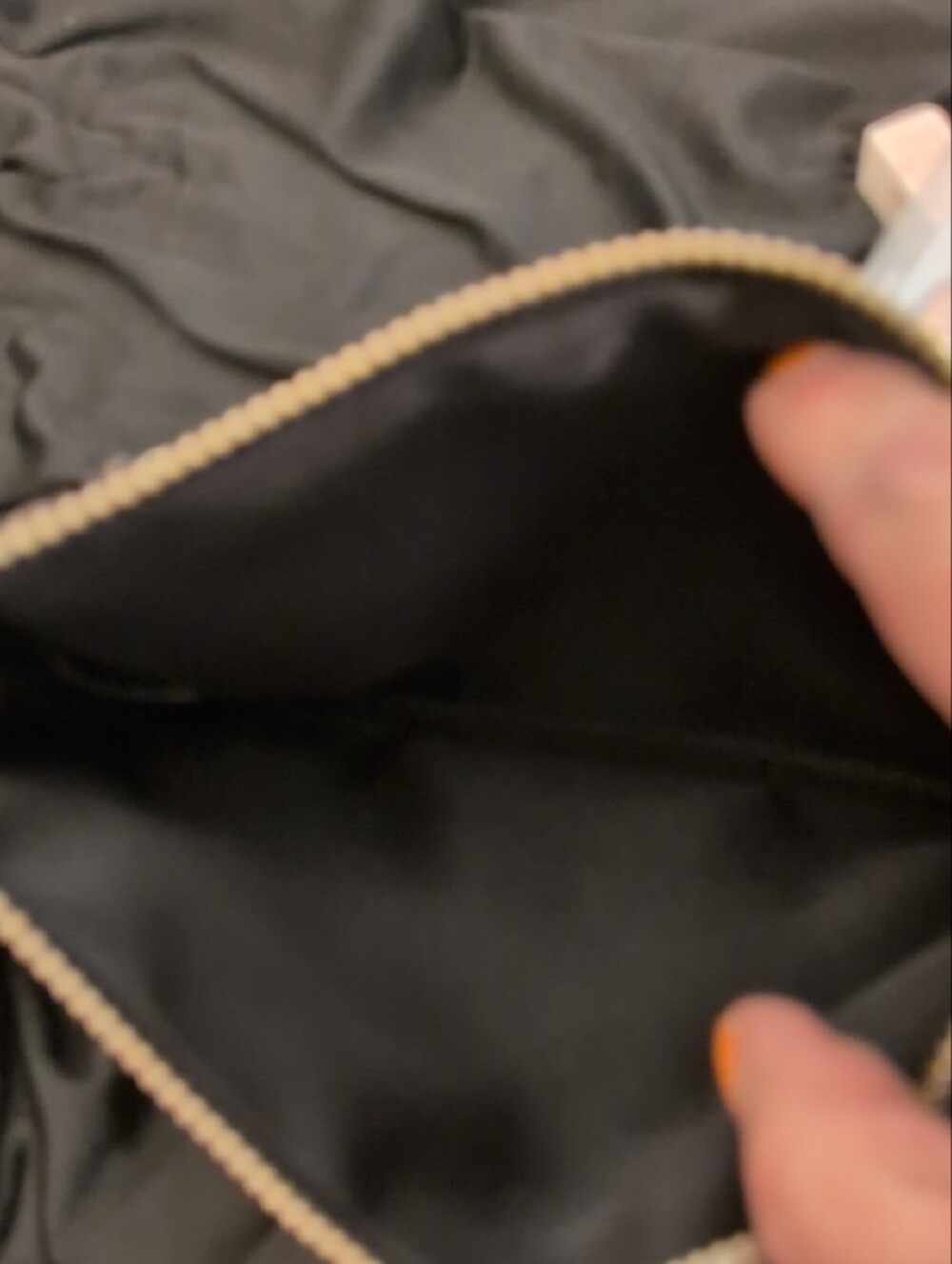 Makeup  Bundle With Makeup Bag - Picture 16 of 16